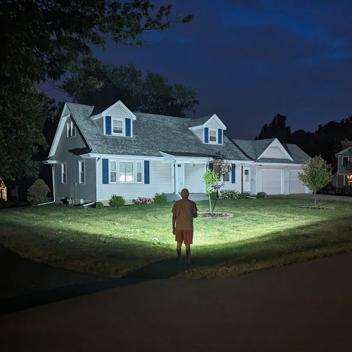 27502 Kodiak 700 Lumen Tactical Flashlight