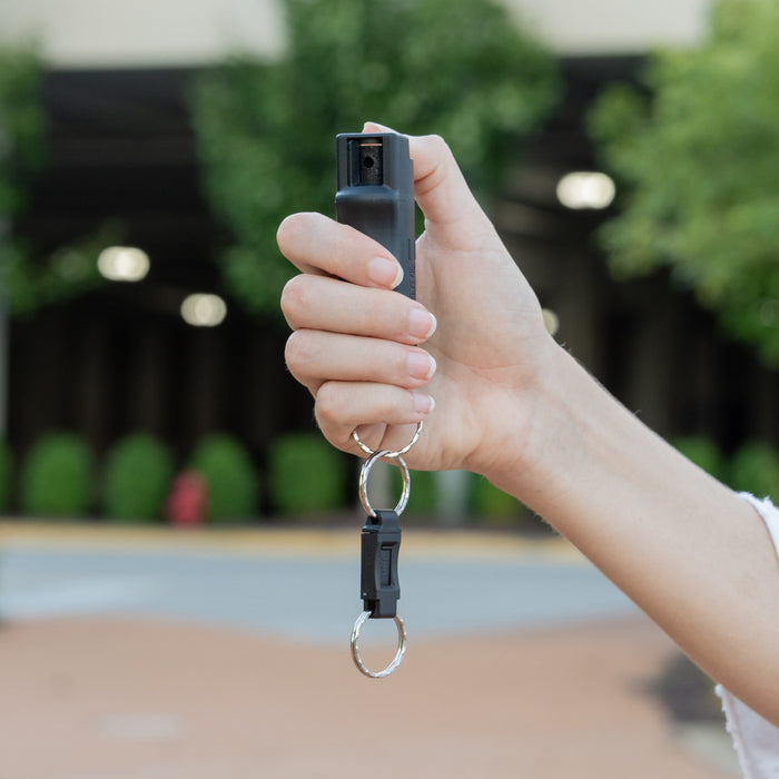 HC-14-BK-US-02 Sabre1 Black Hardcase Pepper Spray-Clam